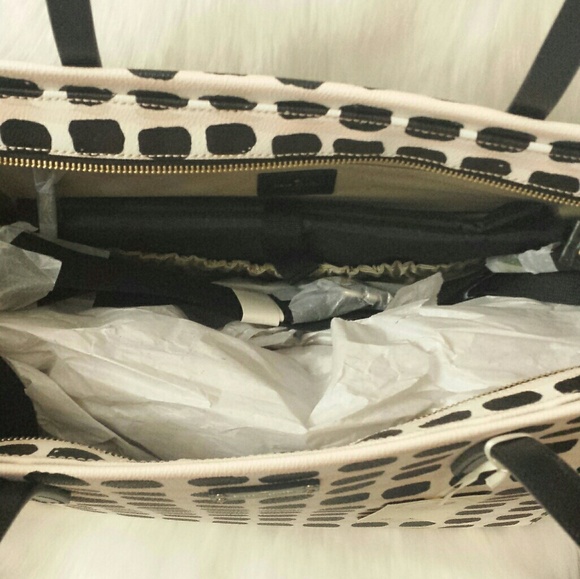 ❤SOLD❤Kate Spade Baby Diaper Bag - Picture 2 of 5
